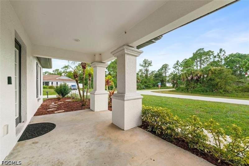 3 bedroom SingleFamilyResidence at 137 Napier Ave S, Lehigh Acres, Lehigh Acres — photo 3