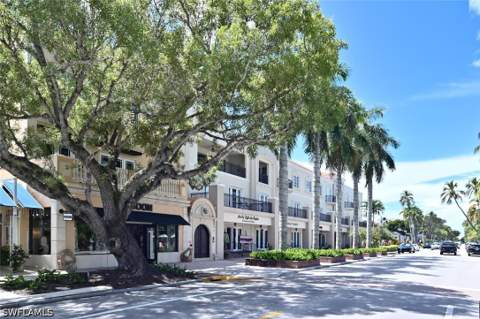 900 8th Ave S 103, Naples FL - photo 17 of 21