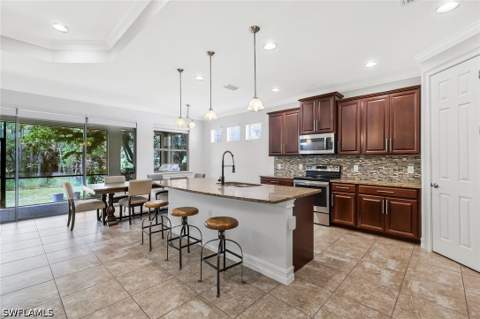 16188 Aberdeen Ave, Naples FL - photo 6 of 22
