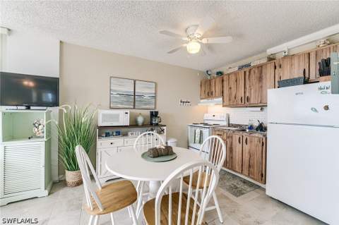 7300 Estero Blvd 403, Fort Myers Beach FL - photo 19 of 33