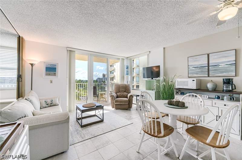 1 bedroom Condominium at 7300 Estero Blvd 403, Estero Beach And Tennis Club, Fort Myers Beach — photo 2