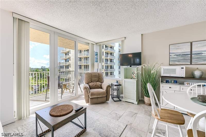 1 bedroom Condominium at 7300 Estero Blvd 403, Estero Beach And Tennis Club, Fort Myers Beach — photo 4