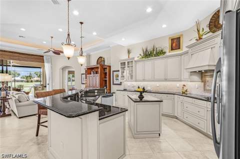 9006 Shenendoah Cir, Naples FL - photo 17 of 46