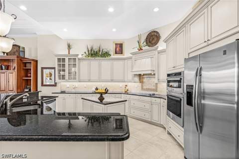 9006 Shenendoah Cir, Naples FL - photo 18 of 46