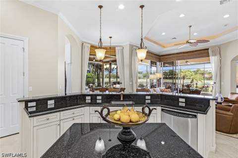 9006 Shenendoah Cir, Naples FL - photo 19 of 46