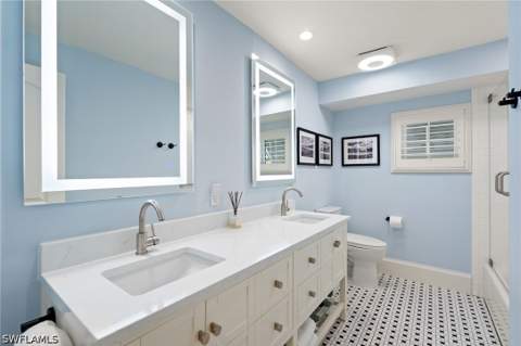 571 Neapolitan Ln, Naples FL - photo 11 of 16