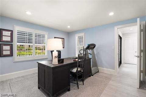 571 Neapolitan Ln, Naples FL - photo 12 of 16