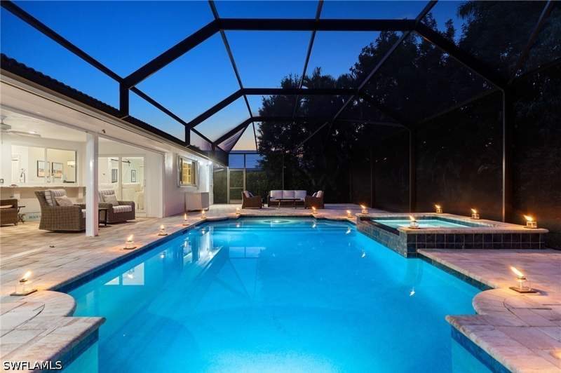 4 bedroom SingleFamilyResidence at 571 Neapolitan Ln, Park Shore, Naples — photo 2