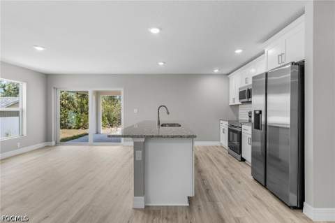 337 Woodburn Dr, Lehigh Acres FL - photo 11 of 26