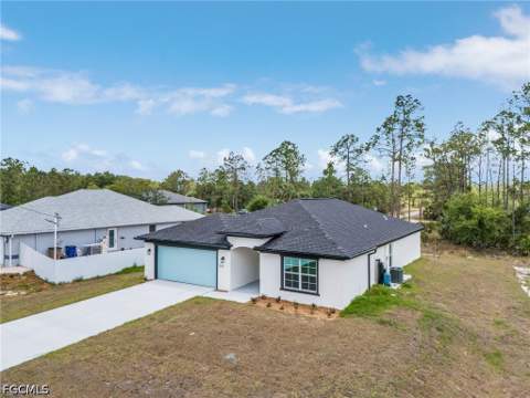 337 Woodburn Dr, Lehigh Acres FL - photo 23 of 26