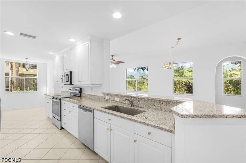 3 bedroom Condominium at 4209 Liron Ave 101, Province Park, Fort Myers — photo 3