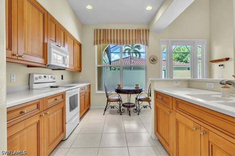 10879 Fieldfair Dr, Naples FL - photo 12 of 39