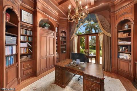 9663 Mashie Ct, Naples FL - photo 19 of 50