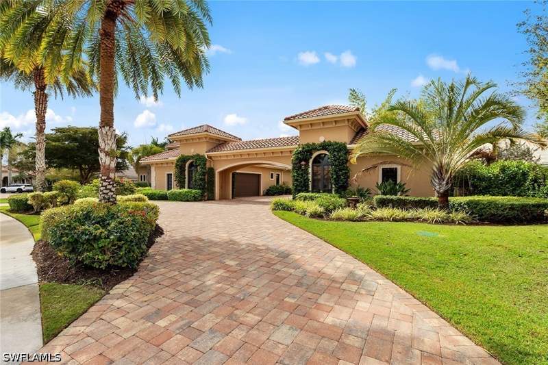4 bedroom SingleFamilyResidence at 6081 Tamworth Ct, Quail West, Naples — photo 3