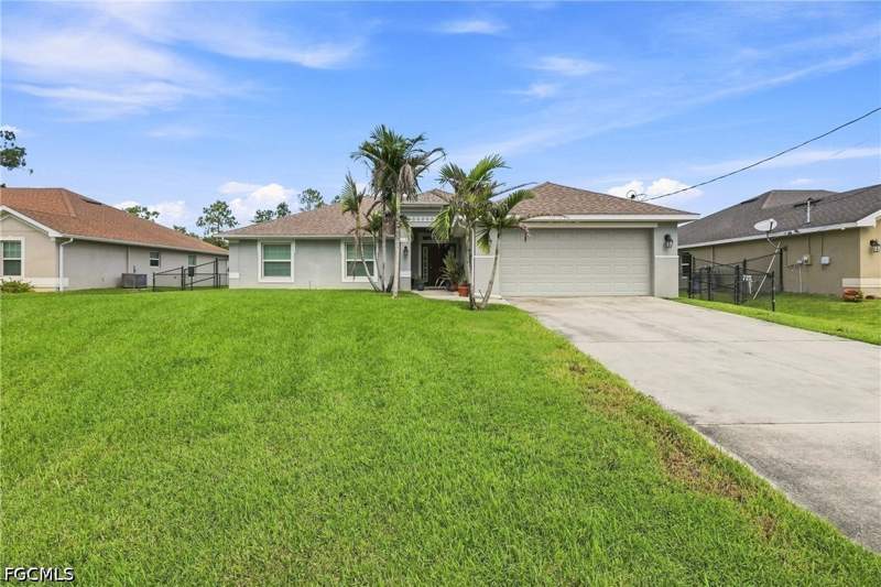 4 bedroom SingleFamilyResidence at 192 Townsend Ct, Lehigh Acres, Lehigh Acres — photo 2