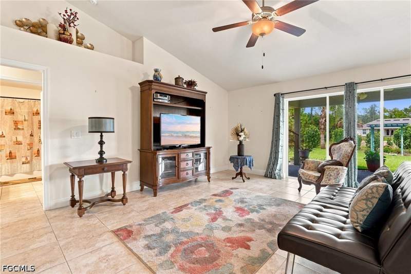 4 bedroom SingleFamilyResidence at 192 Townsend Ct, Lehigh Acres, Lehigh Acres — photo 4