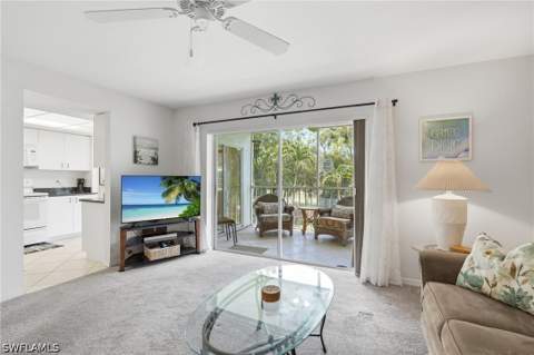 7300 Glenmoor Ln 205, Naples FL - photo 16 of 31