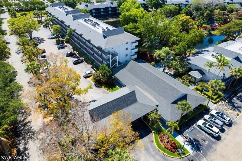 2 bedroom Condominium at 600 Neapolitan Way 153, Park Shore Resort, Naples — photo 3