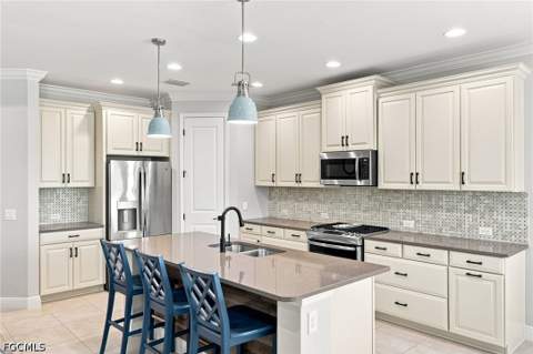 17780 Spanish Harbour Ct, Fort Myers FL - photo 8 of 30