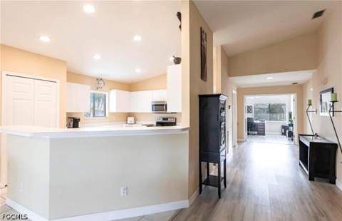 8451 Southbridge Dr 3, Estero FL - photo 22 of 36