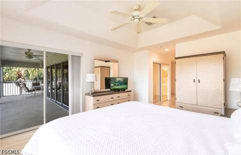 8451 Southbridge Dr 3, Estero FL - photo 7 of 36
