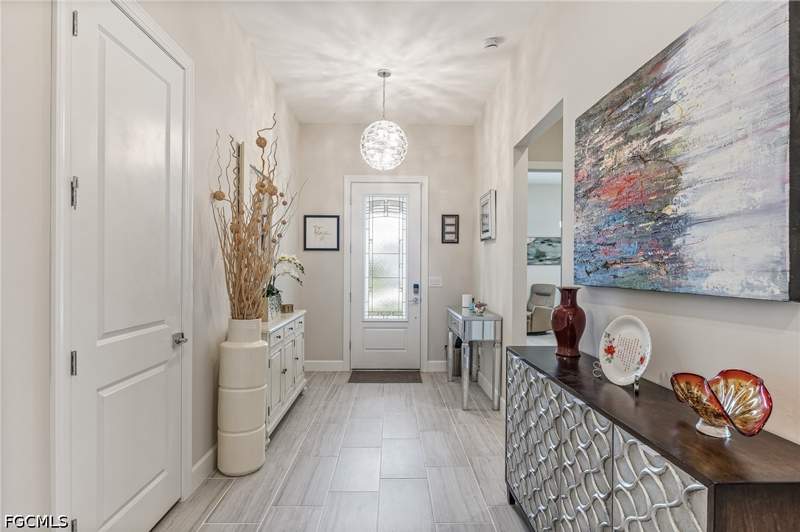 3 bedroom SingleFamilyResidence at 6956 Chapel Creek Ln, Del Webb Oak Creek, North Fort Myers — photo 5