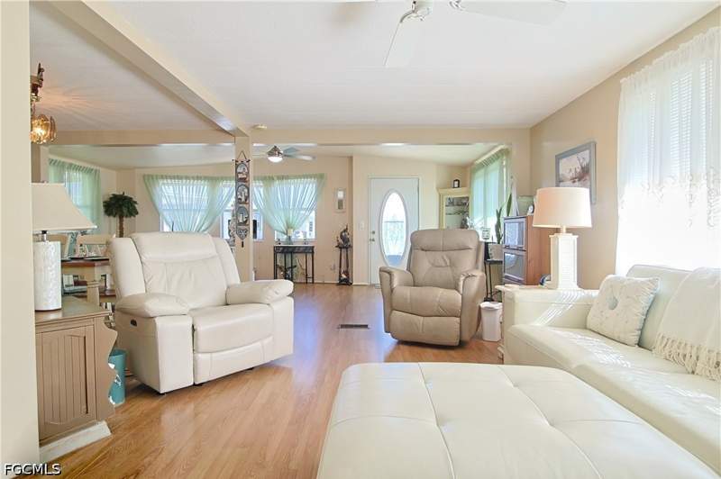 2 bedroom ManufacturedHome at 4 Fig St, Oak Park Village Co-Op Inc, Alva — photo 5