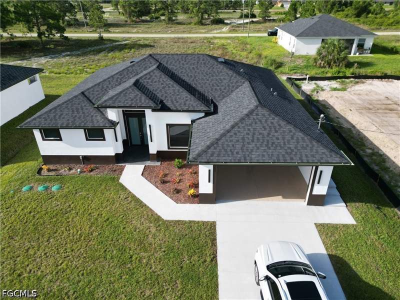 4 bedroom SingleFamilyResidence at 1216 Delores St E, Lehigh Acres, Lehigh Acres — photo 3