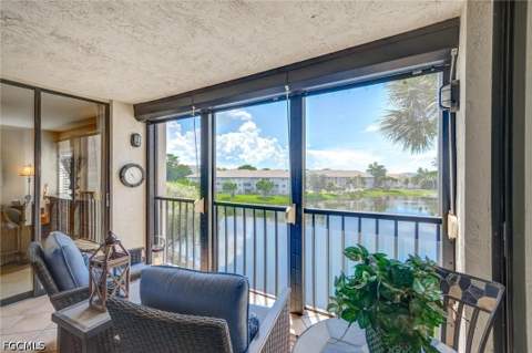 4200 Steamboat Bend 404, Fort Myers FL - photo 7 of 43
