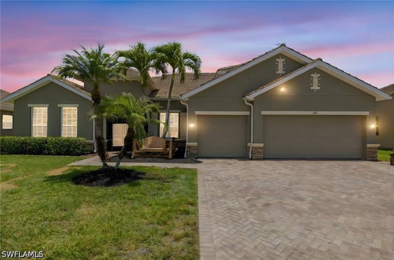 5 bedroom SingleFamilyResidence at 2115 Grove Dr, Valencia Lakes, Naples — photo 2