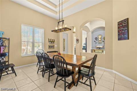 2115 Grove Dr, Naples FL - photo 7 of 31