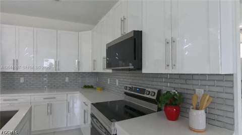 3004 4th St SW, Lehigh Acres FL - photo 6 of 32