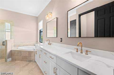 2067 Antigua Ln, Naples FL - photo 15 of 46