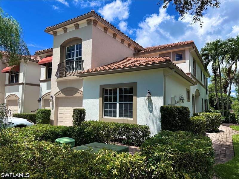 2 bedroom Condominium at 12237 Toscana Way 103, Toscana, Bonita Springs — photo 2