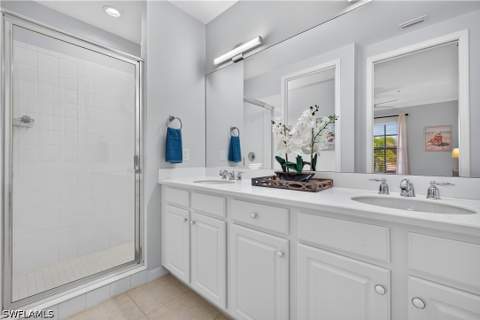 1379 Artesia Dr E 601, Naples FL - photo 15 of 38