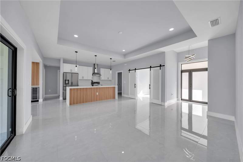 3 bedroom SingleFamilyResidence at 3308 10th St SW, Lehigh Acres, Lehigh Acres — photo 2