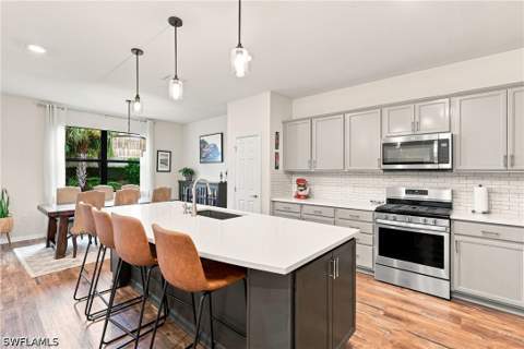 7186 Wilton Dr, Naples FL - photo 7 of 26