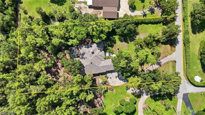 4 bedroom SingleFamilyResidence at 6414 Briarwood Ter, Briarcliff, Fort Myers — photo 4