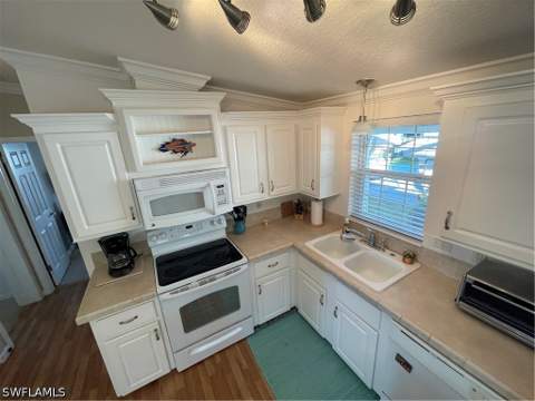 5935 Brightwood Dr A070, Fort Myers FL - photo 16 of 33