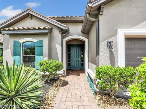 8477 Sevilla Ct, Naples FL - photo 6 of 48