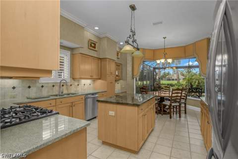 10019 Ginger Pointe Ct, Estero FL - photo 9 of 37