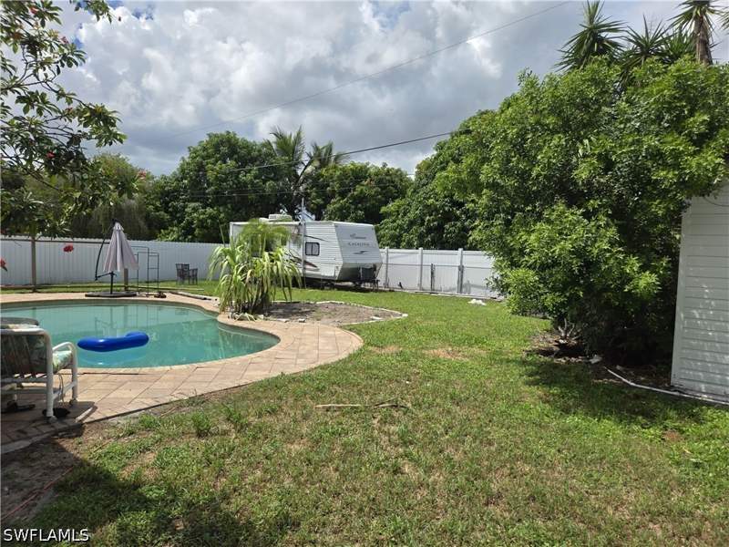 2 bedroom SingleFamilyResidence at 2201 46th St SW, Golden Gate City, Naples — photo 2