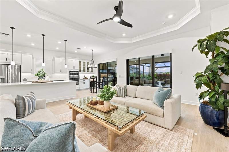 3 bedroom SingleFamilyResidence at 15633 Triesta Ln, Esplanade By The Islands, Naples — photo 4