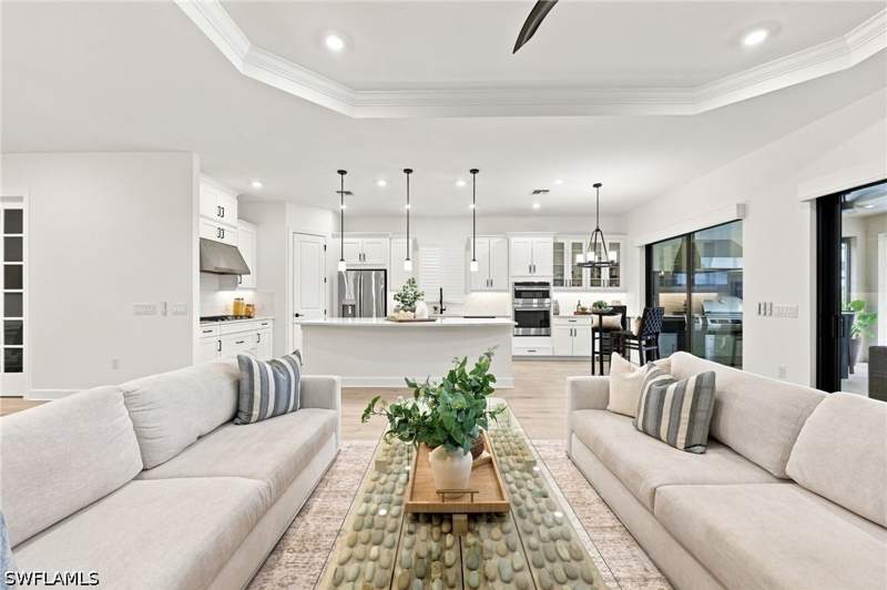 3 bedroom SingleFamilyResidence at 15633 Triesta Ln, Esplanade By The Islands, Naples — photo 5