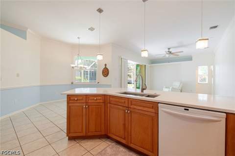 12803 Vista Pine Cir, Fort Myers FL - photo 10 of 44