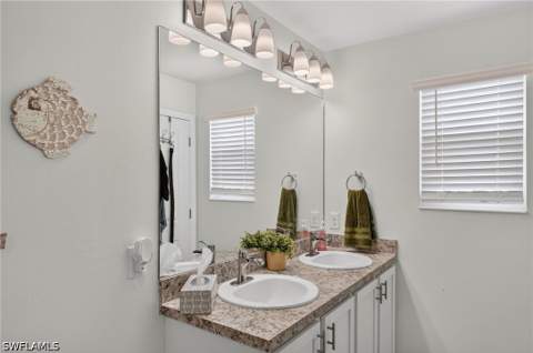 6381 Brant Bay Blvd 102, North Fort Myers FL - photo 12 of 40