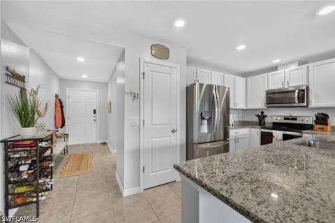 6381 Brant Bay Blvd 102, North Fort Myers FL - photo 21 of 40