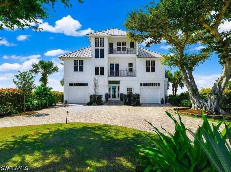 4 bedroom SingleFamilyResidence at 7974 Estero Blvd, Grand Ole Man, Fort Myers Beach — photo 3