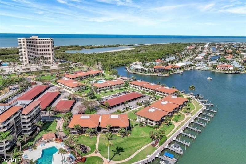 2 bedroom Condominium at 543 Seaview Ct J1, South Seas Club Condo, Marco Island — photo 2