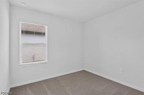 243 Lakeside Breeze Way, Lehigh Acres FL - photo 10 of 32